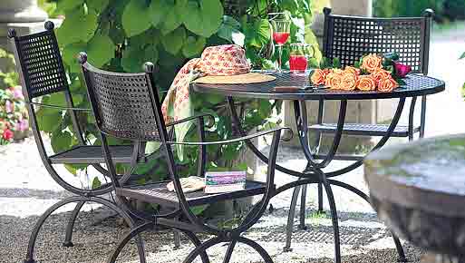 Садовая мебель